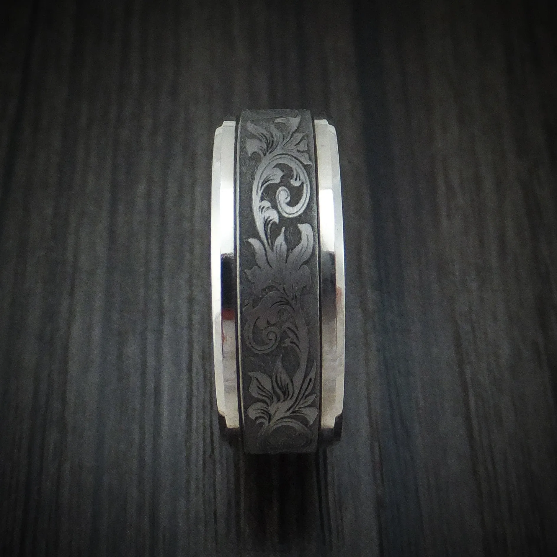 14K White Gold and Floral Design Tantalum Men's Ring