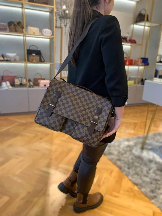 Damier Ebene Broadway Messenger Bag