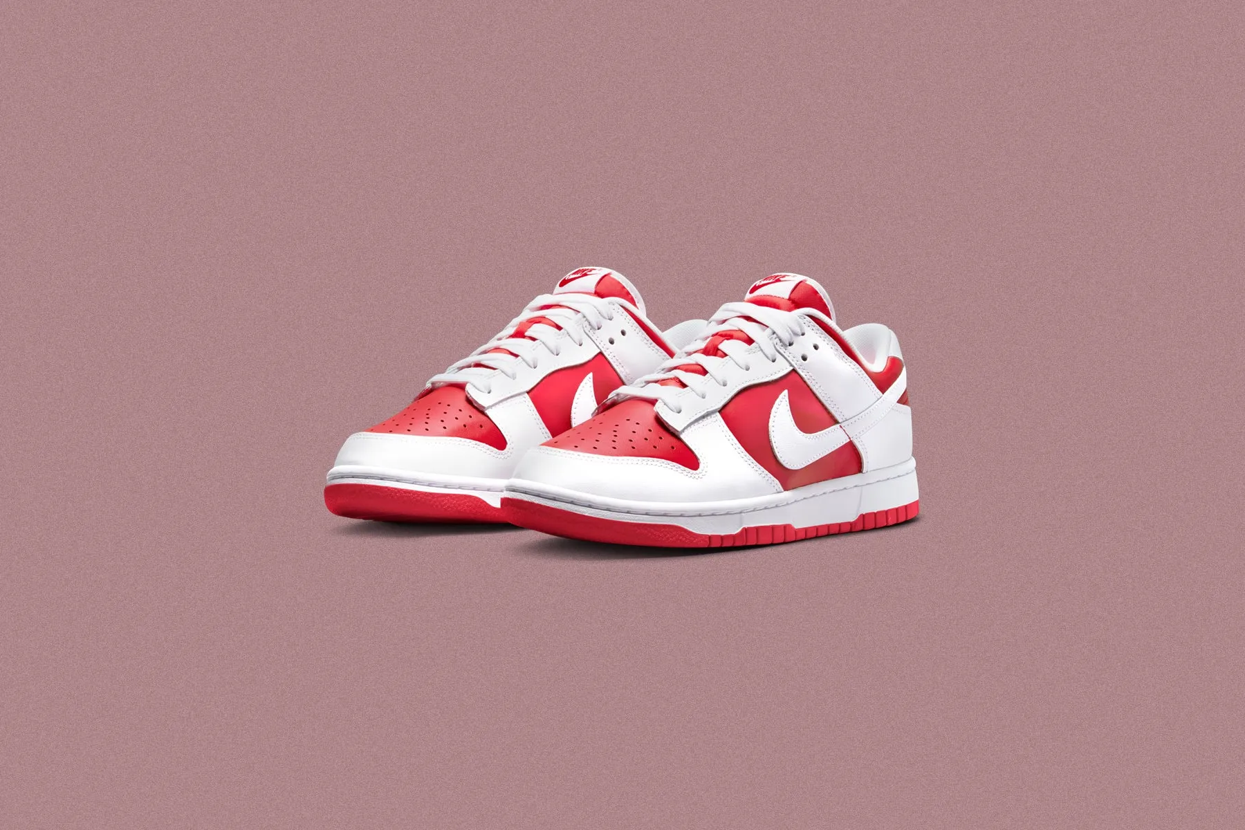 Dunk Low Retro 'Championship'- University Red/White