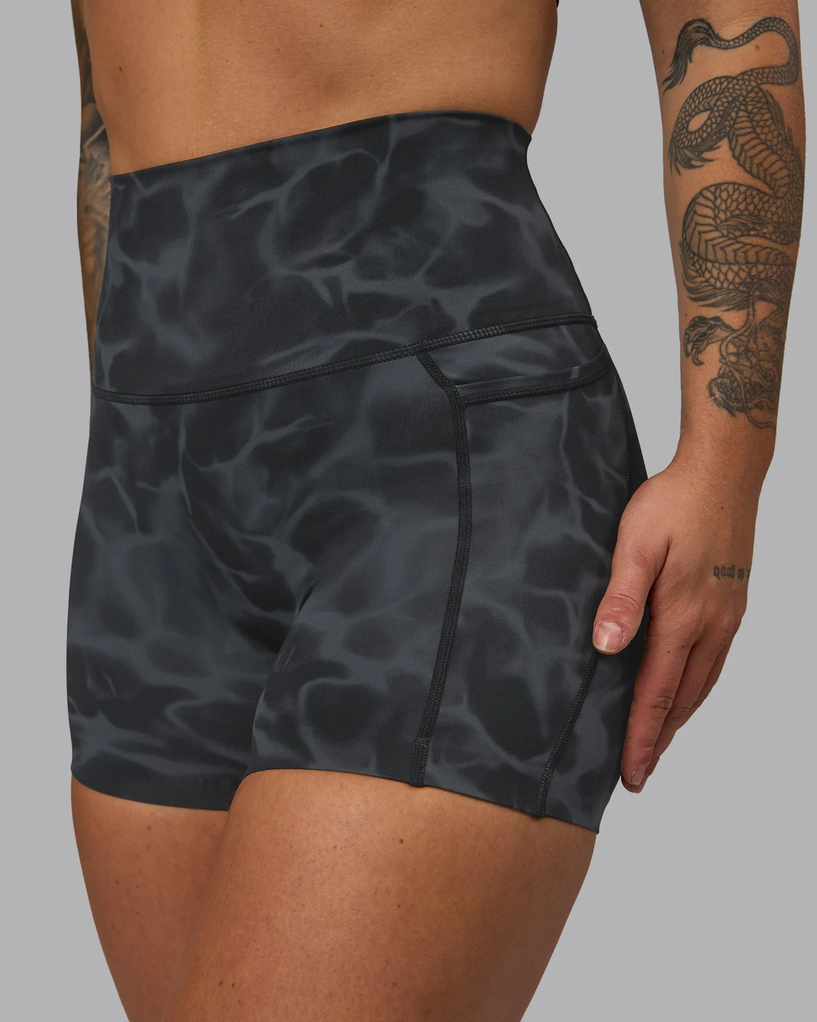 Elixir X-Length Shorts With Pockets - Tranquil-Black