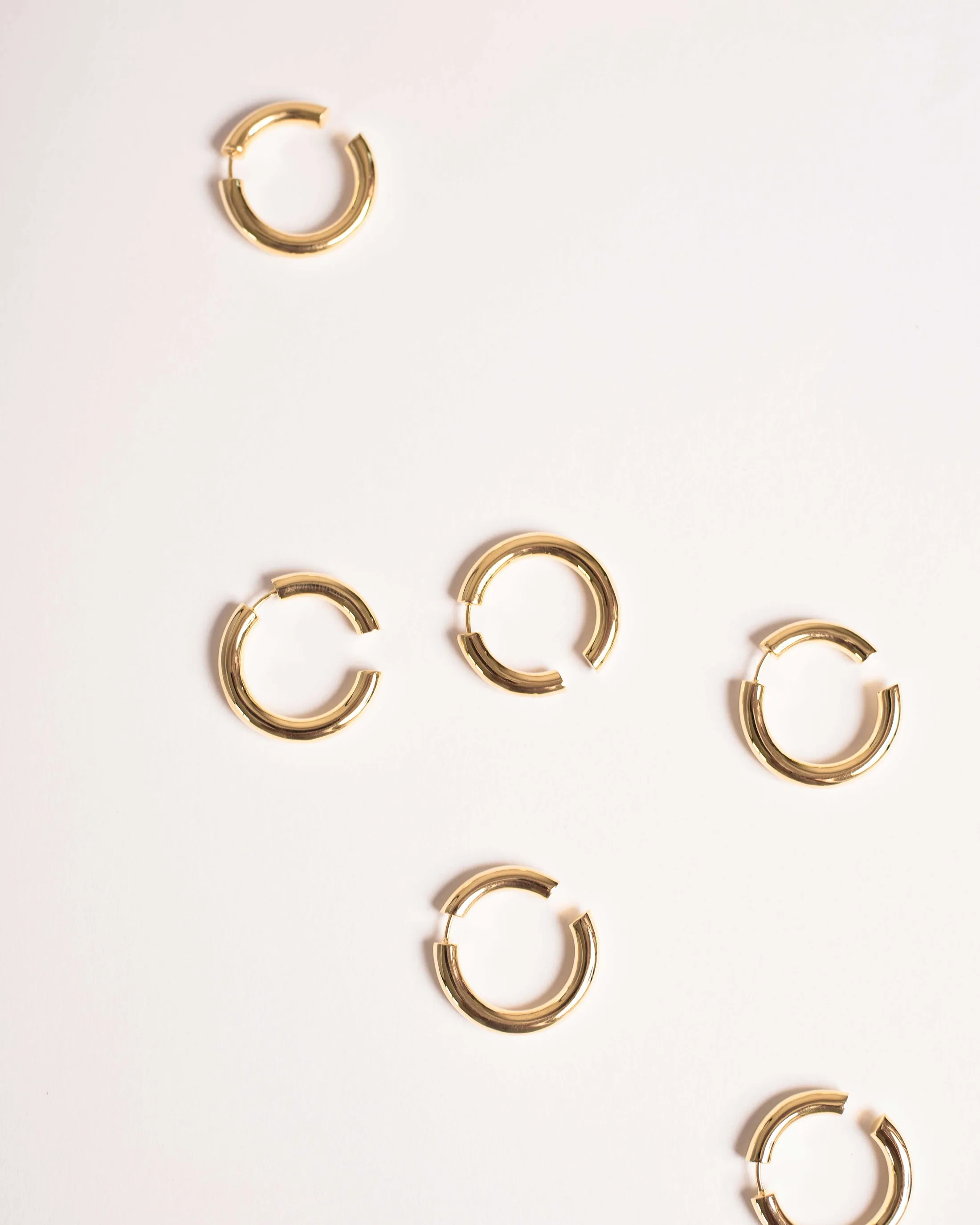 Golden hoops / MOON