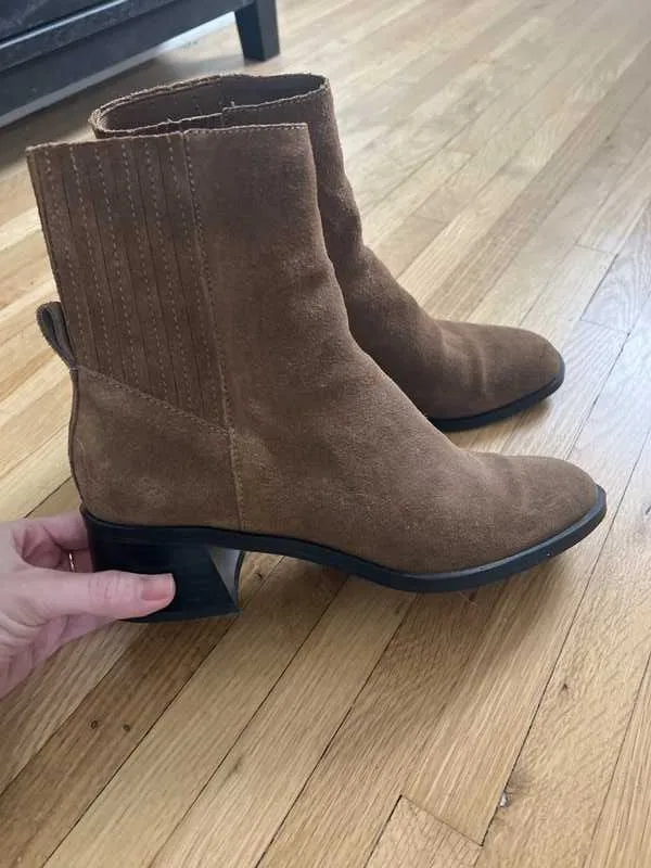 LAYTON BOOTIES DK BROWN SUEDE re:vita