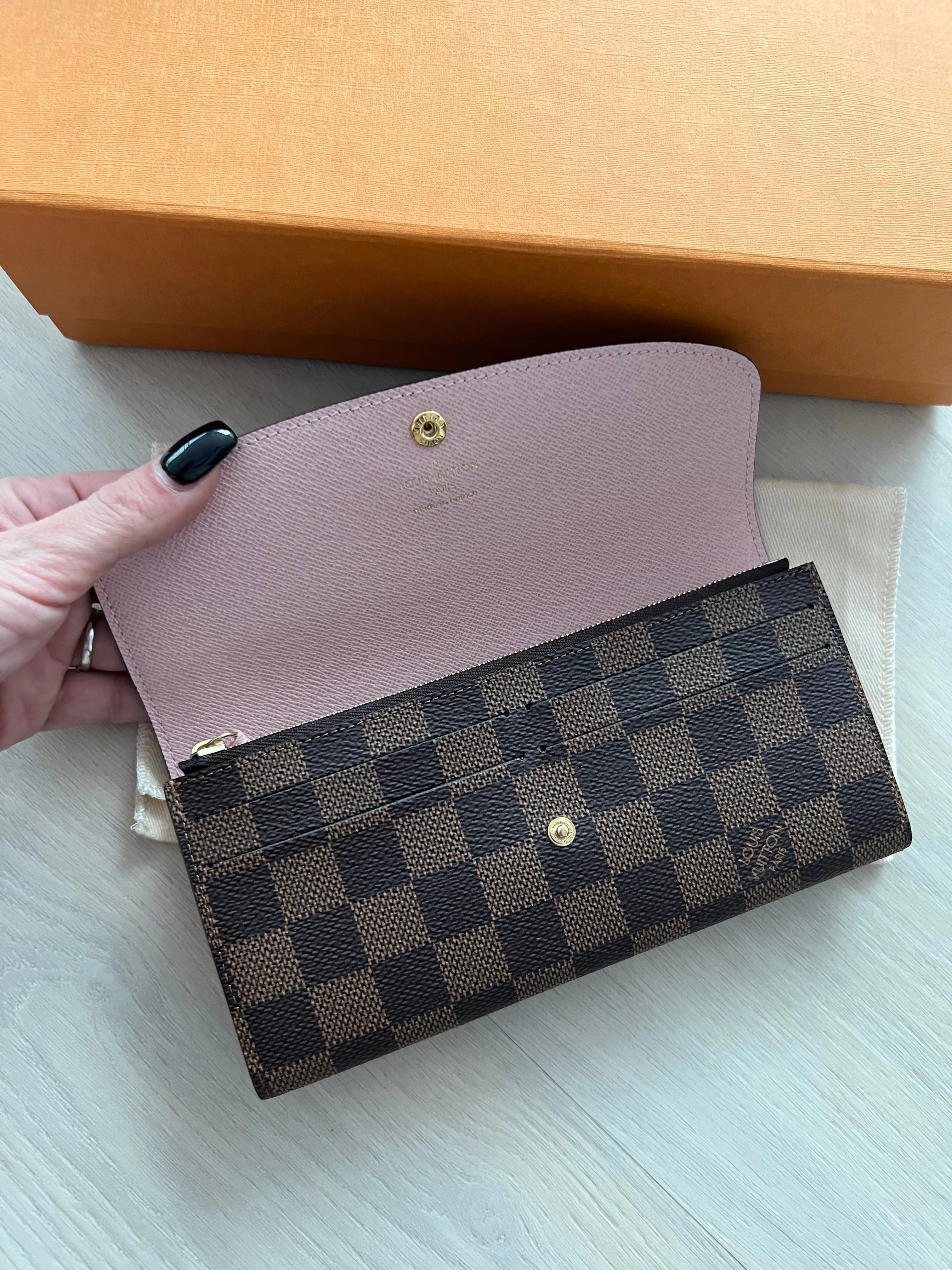 Louis Vuitton Emilie Wallet